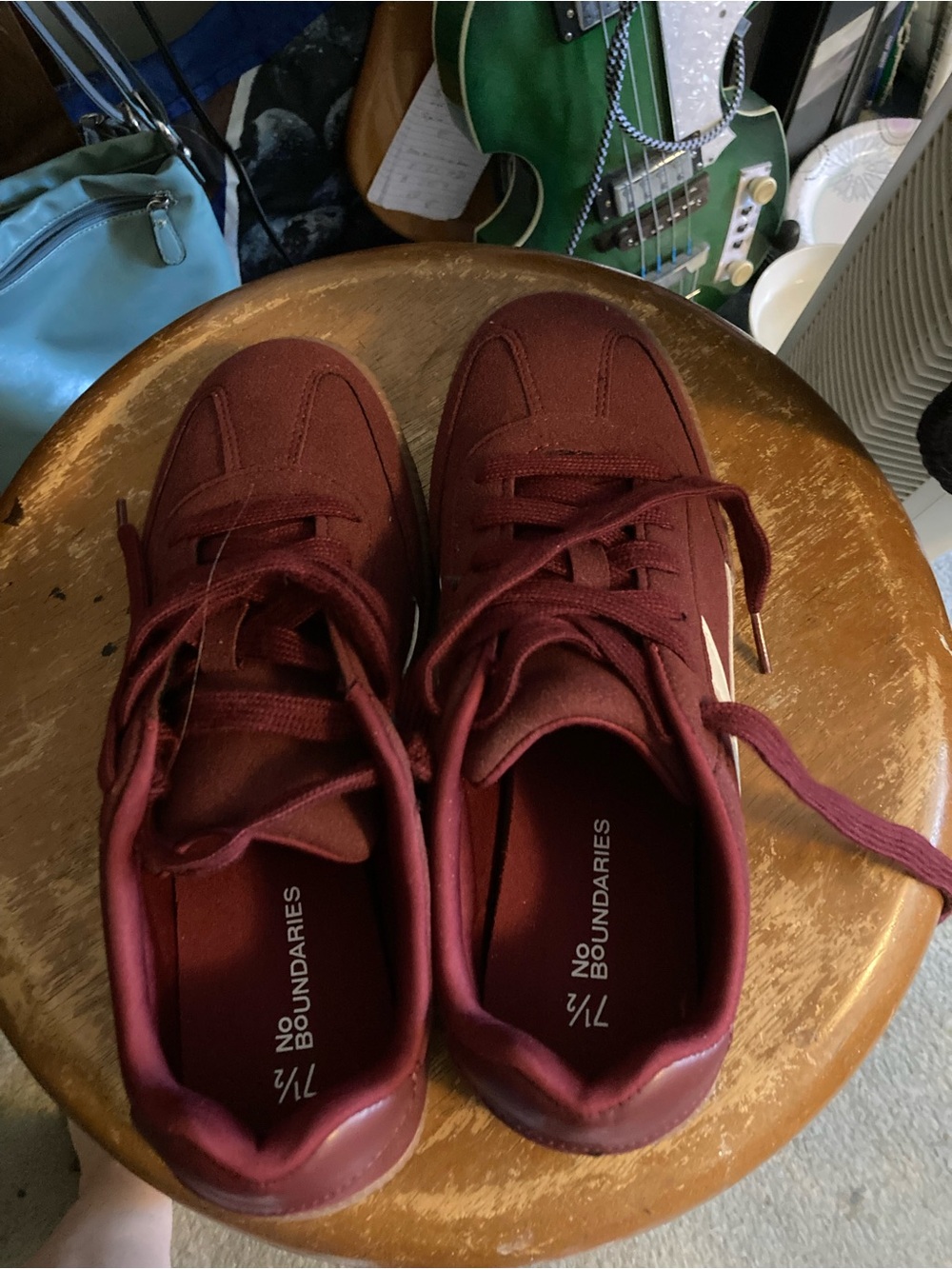 Women’s Casual Burgundy Low-Top Sneakers with Cream Accent - Picture 4 of 4